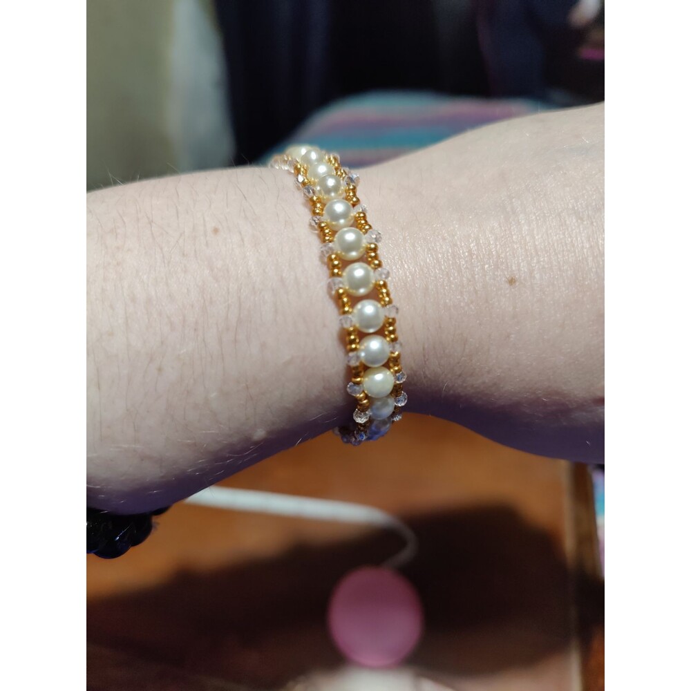 Handmade Pearls n' Sparkles Bracelet